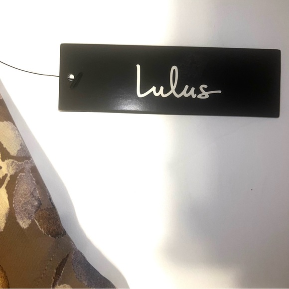 Lulu’s Sprawling Scenery Taupe Floral Print Bell Sleeve Top NWT Taupe Sz S - Picture 8 of 14